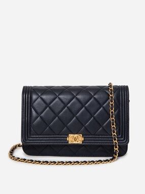Pre-owned Chanel Navy Lambskin Boy Wallet On Chain - Refurblished